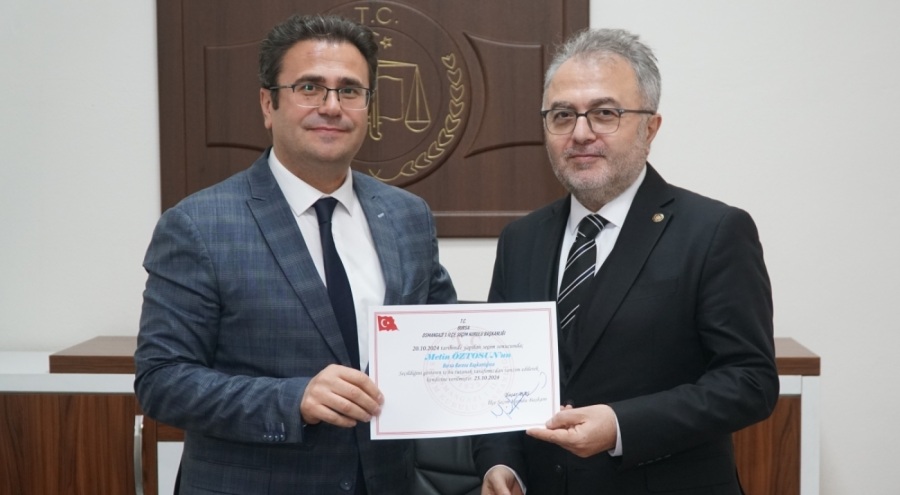 Bursa Barosu Başkanı Metin Öztosun mazbatasını aldı