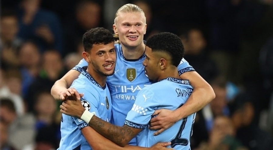 Manchester City kendi evinde gol yağmuruna tuttu
