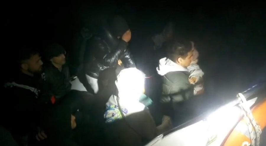 Çanakkale'de 17 düzensiz göçmen