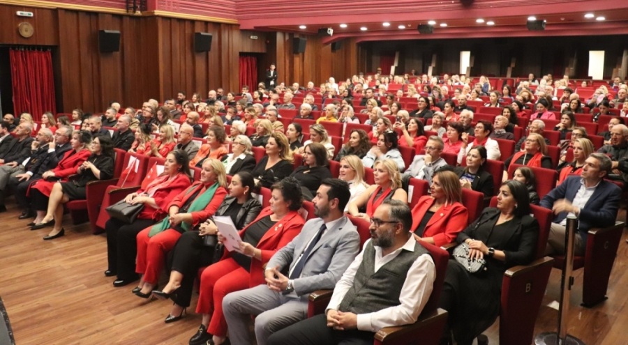 Cumhuriyet Bayramı konserine Bursalılardan yoğun ilgi