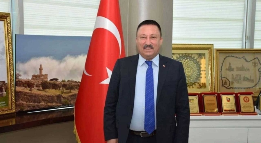 Eski belediye başkanına rüşvetten 3.5 yıl hapis cezası!