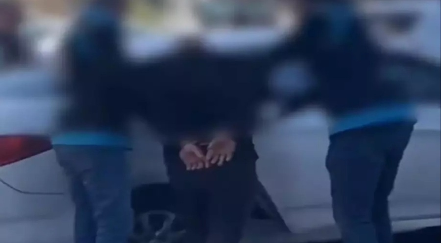 Kendisini polis olarak tanıtarak girdiği evden hırsızlık yapan zanlı tutuklandı