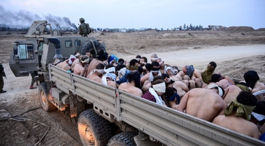 Gazze'de yaşanan skandal: Kıyafetlerini çıkararak tutukladılar