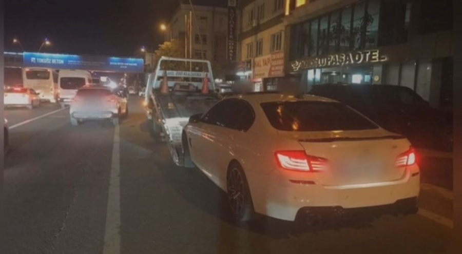 Drift yapan sürücü hem ehliyetinden hem aracından oldu