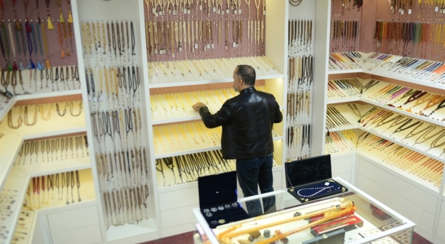 Bursa'da üniversite yıllarında başlayan tutku, 2 bin parçalık koleksiyona dönüştü!