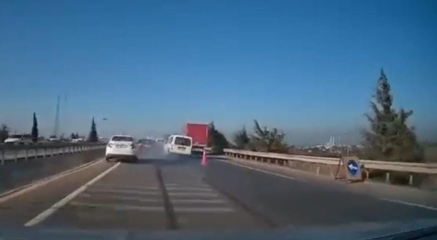 Bursa'da otobanda kaza! Takip mesafesini ihlal etti