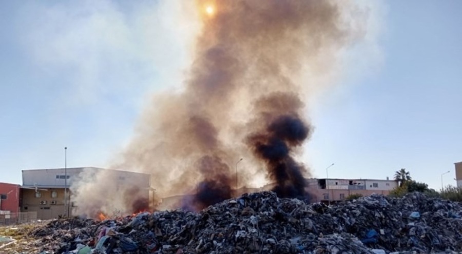 Mobilyacılar Sitesi'nde yangın çıktı