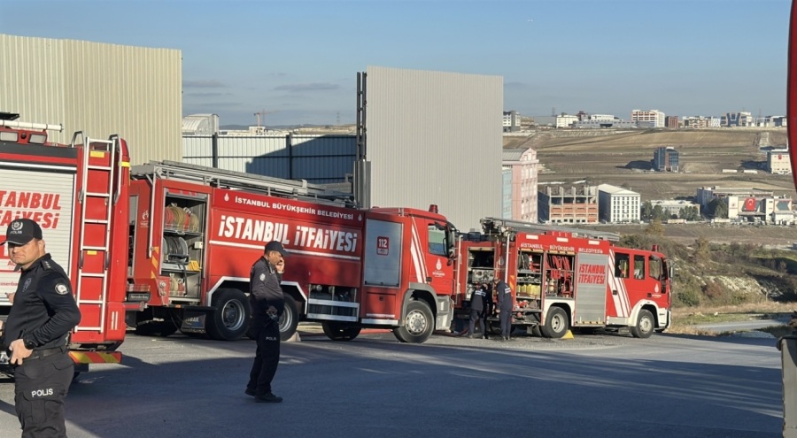 Geri dönüşüm tesisini sigara küle çeviriyordu