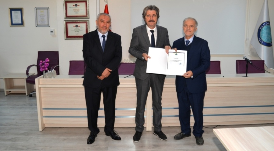 Bursa Uludağ Üniversitesi İlahiyat Fakültesi'nde bayrak değişimi