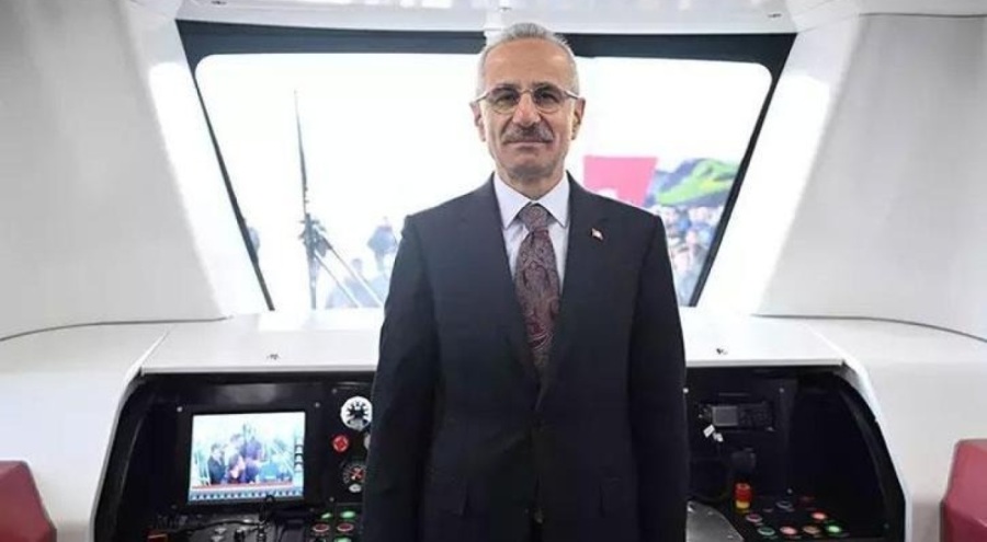 Bakan Uraloğlu: Gayrettepe-İstanbul Havalimanı-Arnavutköy Hattı'nda yolcu rekoru