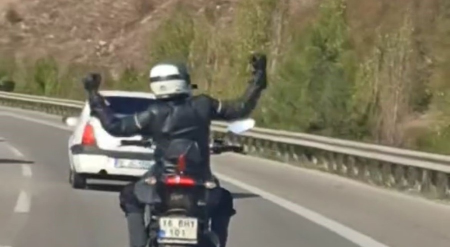 Bursa'da motosikletlinin ölümle dansı!