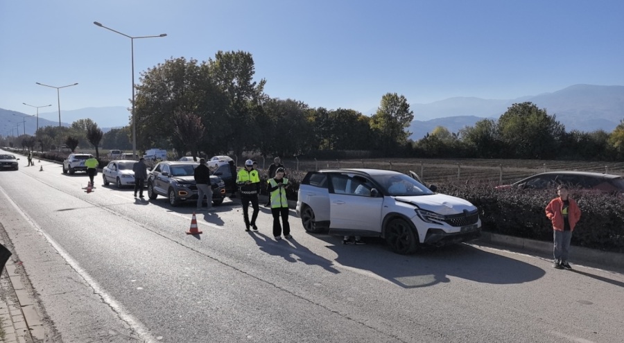 Bursa'da zincirleme kaza! Çok sayıda yaralı var