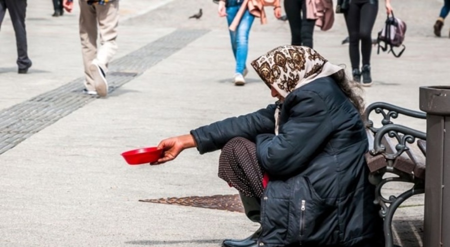 Dilencilikle mücadele kapsamında 297 kişiye ceza uygulandı