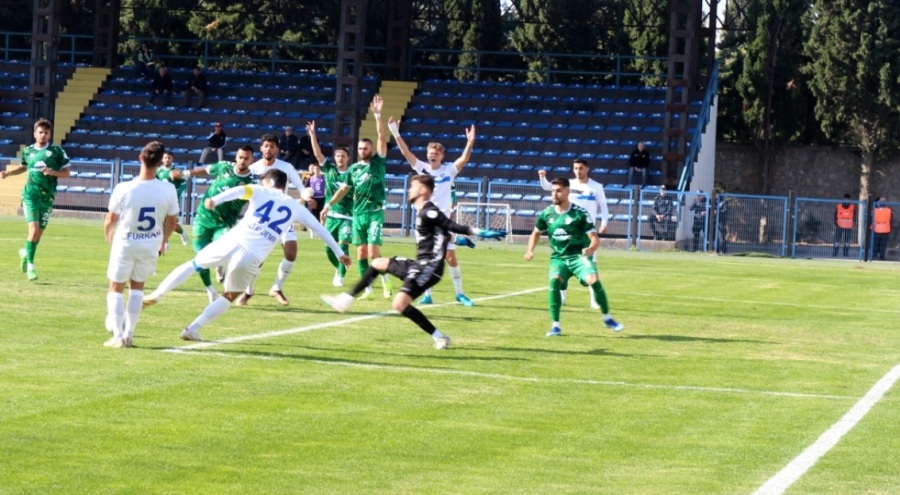 Karacabey Belediyespor,  Amasyaspor'u mağlup etti