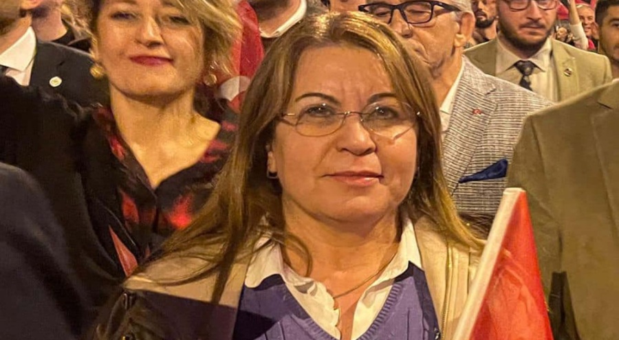 TBMM Başkanvekili Gülizar Biçer Karaca, fener alayında düşüp, hastanelik oldu