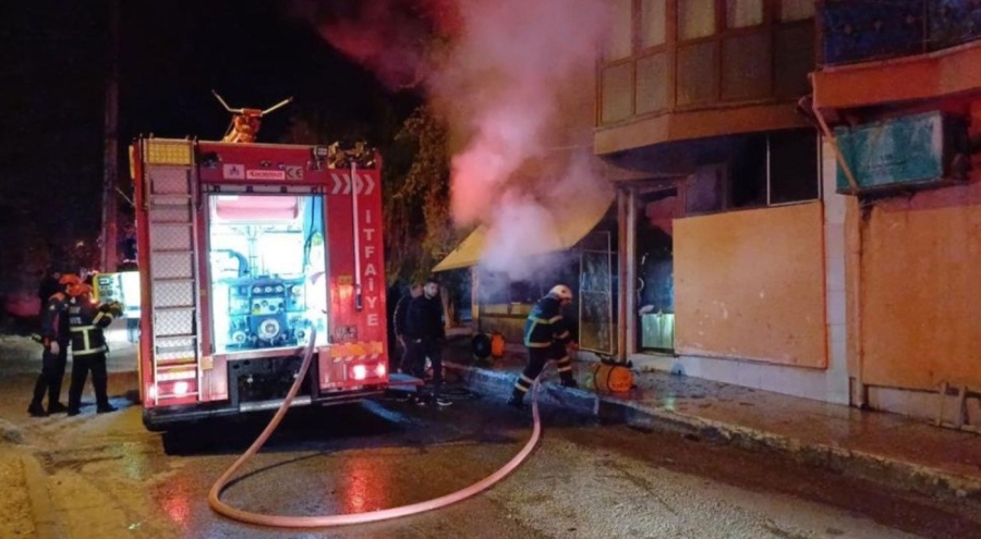 Fırında unutulan köz yangına sebep oldu