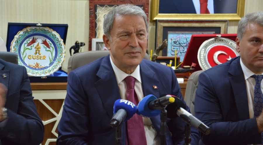 Hulusi Akar: "Tek mücadelemiz teröristlerle"