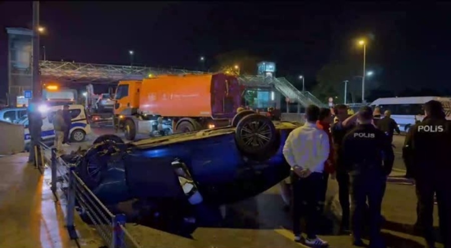 3 aracın karıştığı zinirleme kaza: 4 yaralı