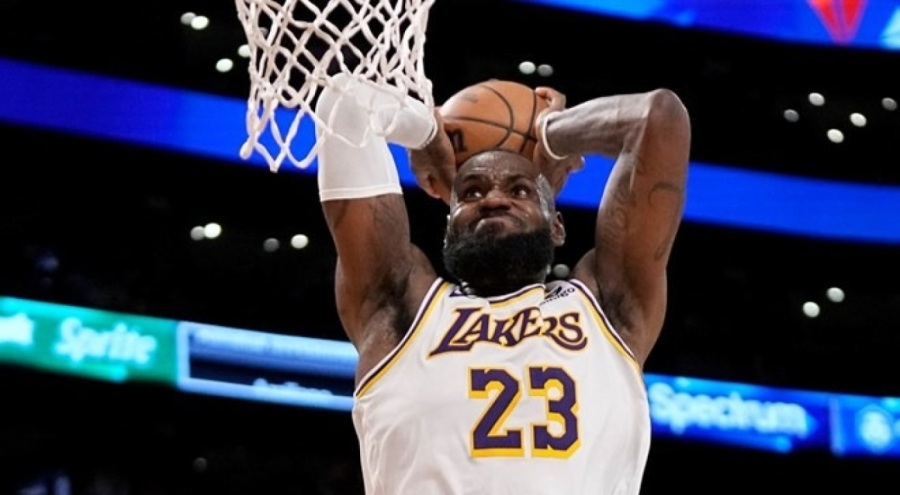 LeBron James, Kamala Harris'e destek verdiğini açıkladı