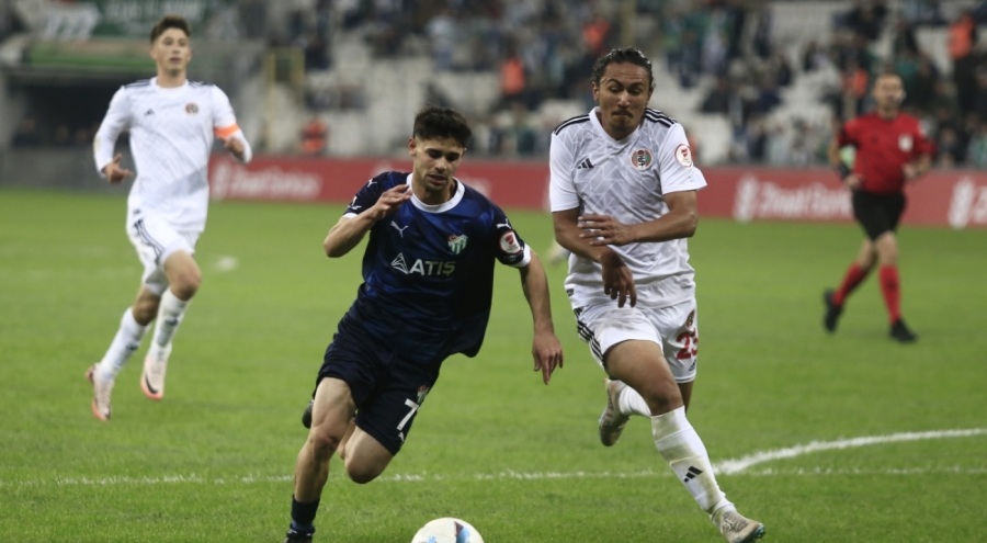 Bursaspor 10 maç sonra kalesinde gol gördü