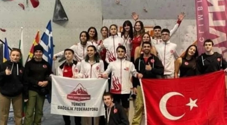 Bursa'da İnegöl Belediyespor derecelerle döndü