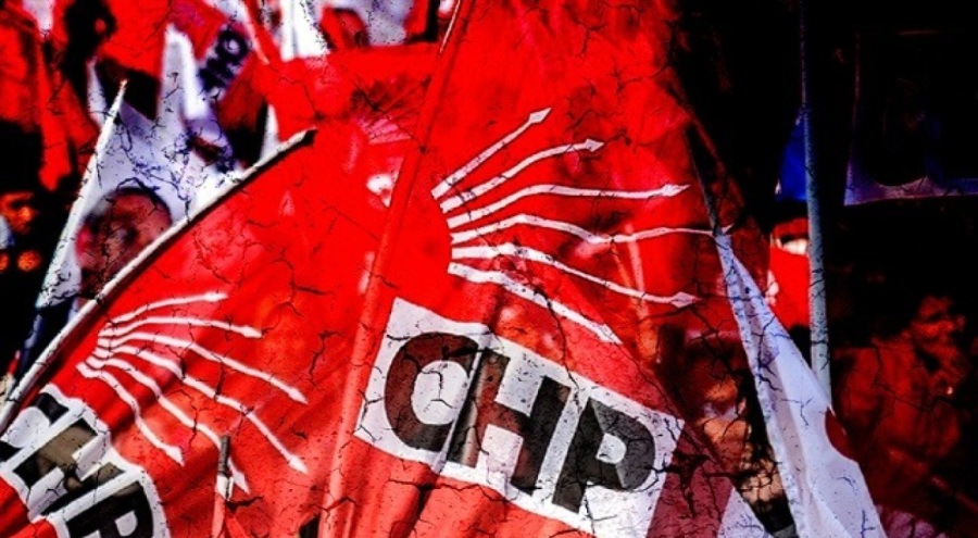 CHP standına bıçaklı saldırı!
