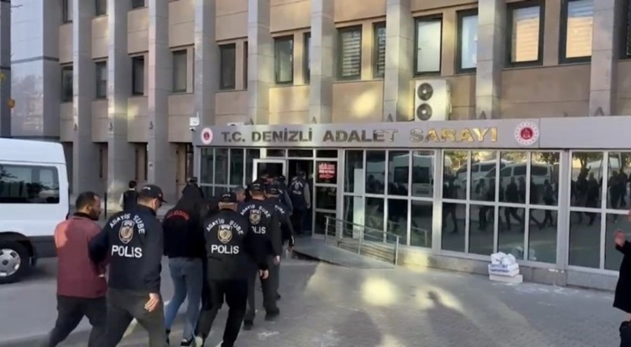 71 milyon liralık vurgun! Emekli öğretmeni dolandırdılar