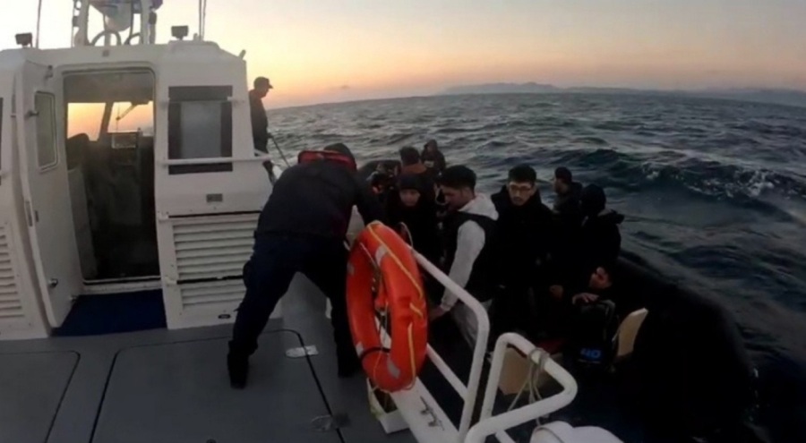Kaçak göçmen operasyonu: 18'i kurtarıldı, 143'ü yakalandı