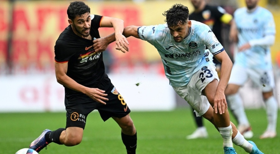 Adana Demirspor'dan 6 hafta sonra puan!