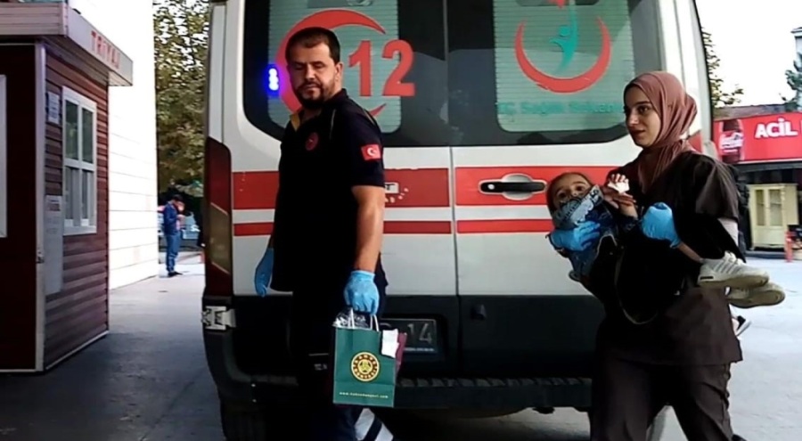 Bursa'da eli yürüyen merdivene sıkışan çocuğun parmağı koptu!