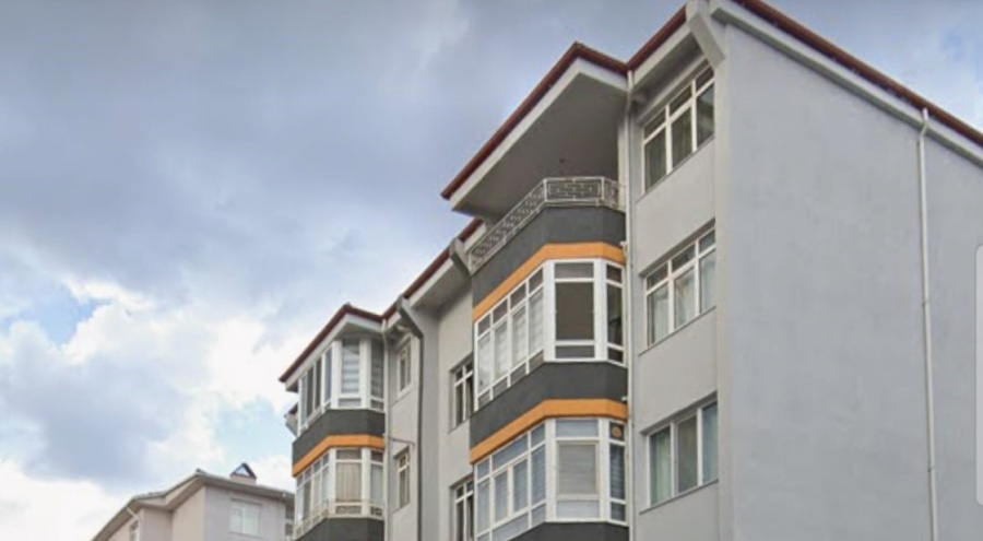 5. kattan düşen 2 yaşındaki çocuk yaşamını yitirdi