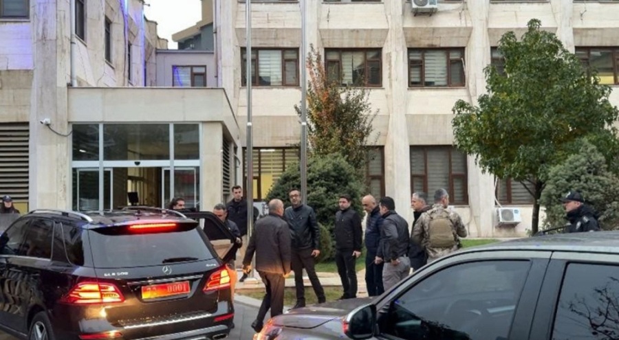 Mardin, Batman ve Halfeti belediyelerine 'kayyum' atandı!