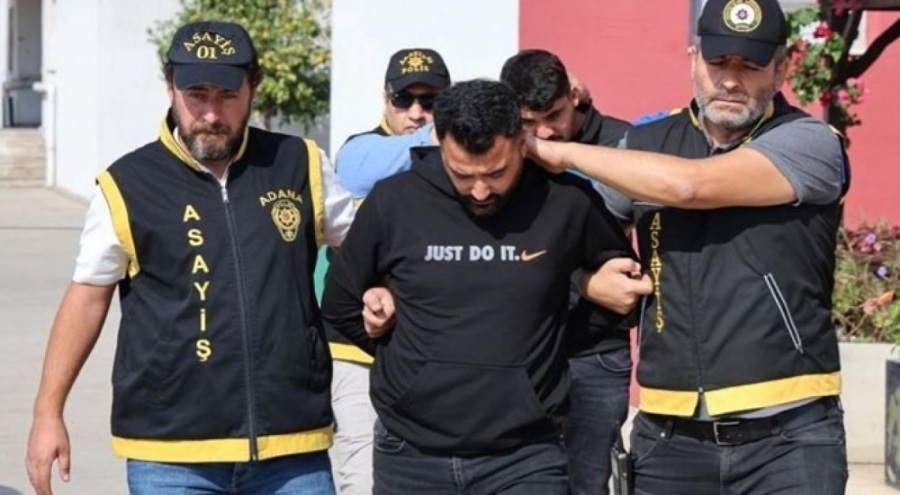 Polisten kaçan motosikletli ve silahlı iki kişi tutuklandı