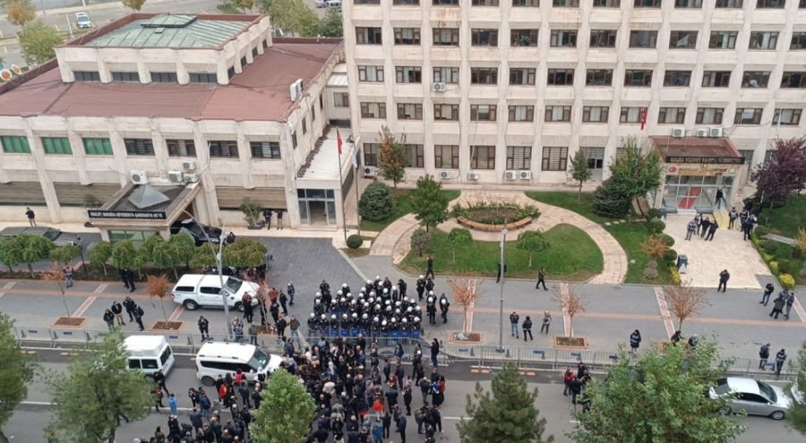 Valilik duyurdu! Batman'da gösteri ve etkinlikler 10 gün süreyle yasaklandı