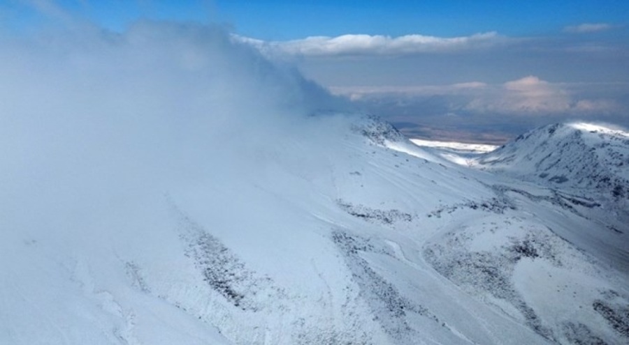 Bitlis'in yüksek kesimleri beyaza büründü