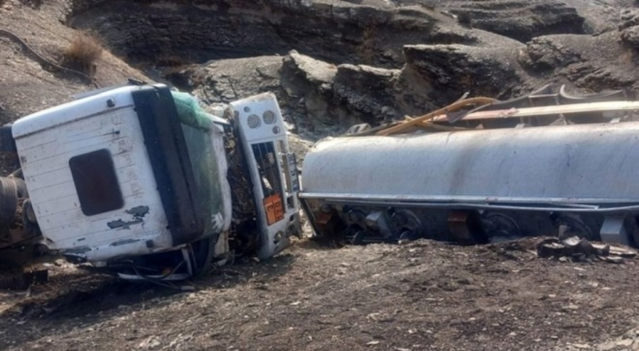 Otomobil devrildi: 2 kişi hayatını kaybetti