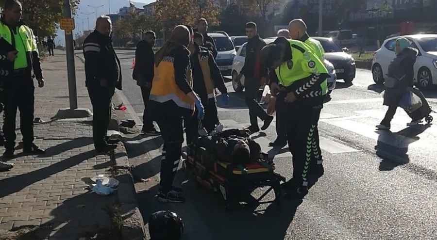 Bursa'da motosikletler çarpıştı: 2 yaralı