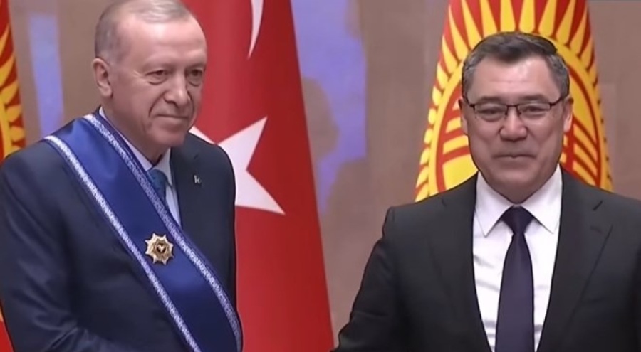 Cumhurbaşkanı Erdoğan'a Manas Nişanı takdim edildi: Türk dünyasına Gazze çağrısı