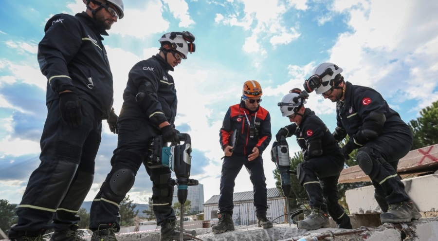 Bursa'da AFAD'a akredite arama kurtarma ekibi sayısı 21 oldu