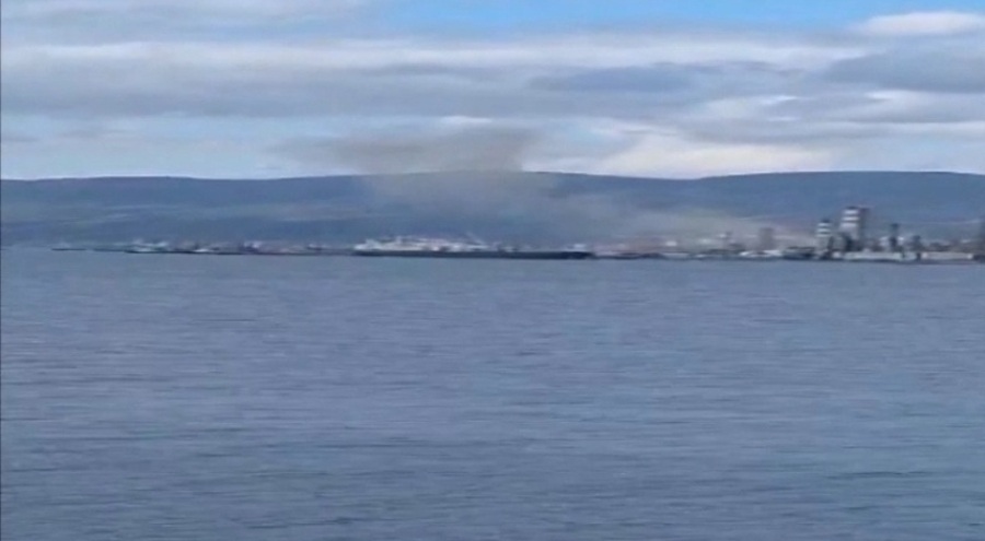 İzmit'te TÜPRAŞ'ta patlama!