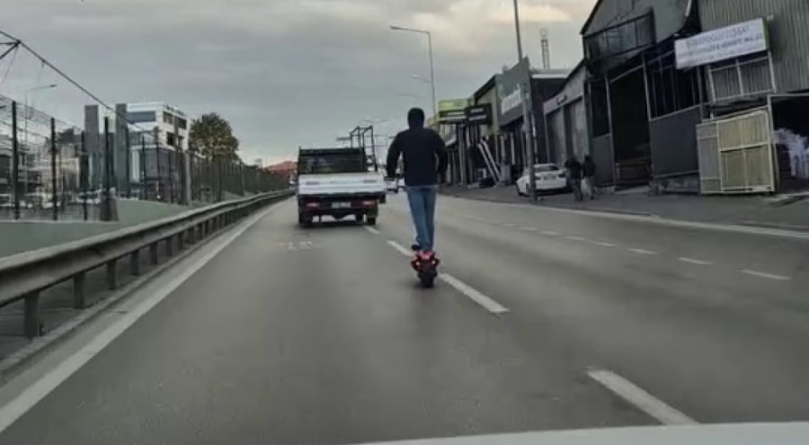 Bursa'da tehlikeli yolculuk kamerada!