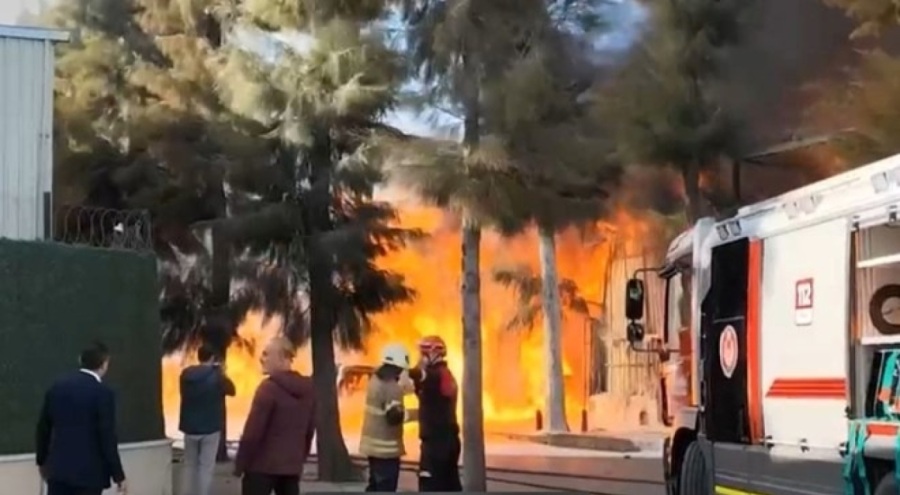 Kimya fabrikasında yangın!