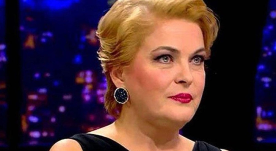 Oyuncu Nurseli İdiz: Eskiden tiyatrodan para kazanılmazdı, şimdi kazanılıyor