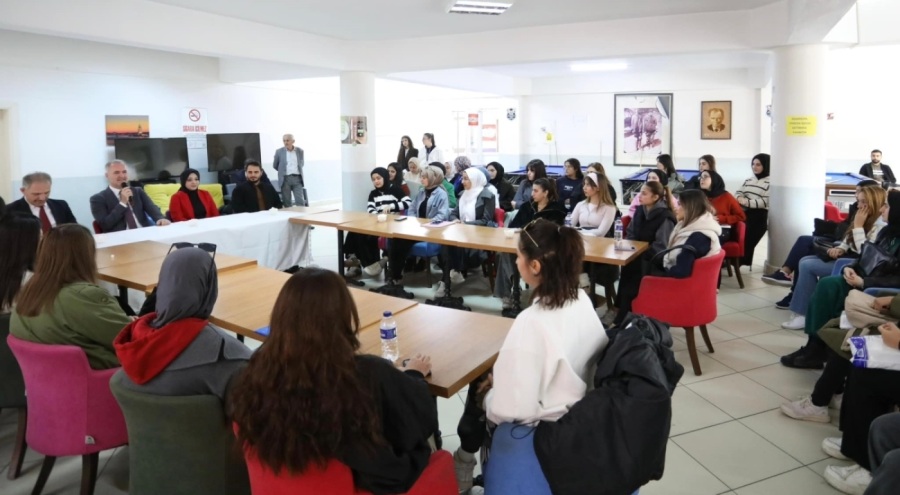 Başkan Taban, Uludağ Üniversitesi İnegöl Meslek Yüksek Okulunda öğrencilerle buluştu