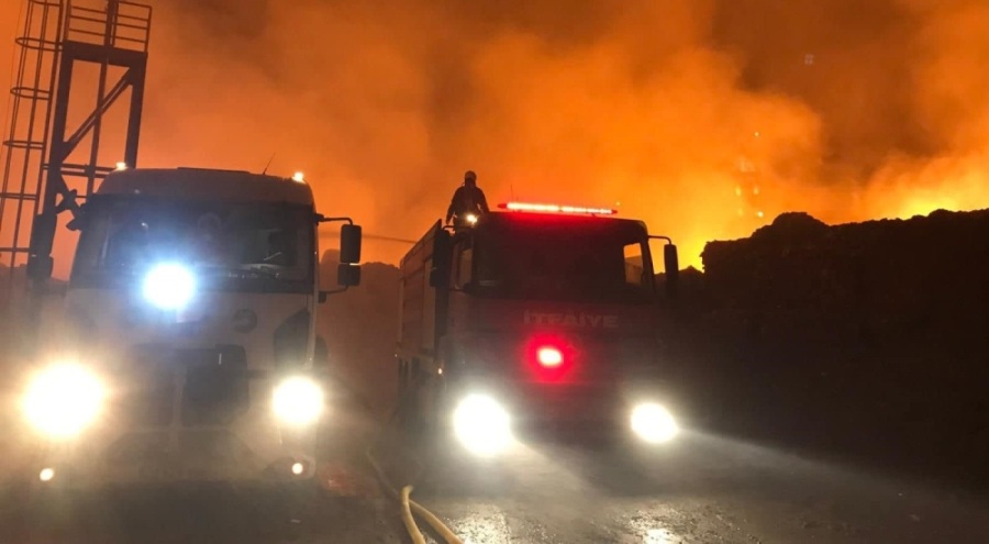 Bursa'nın itfaiye ekipleri yangından yangına koştu