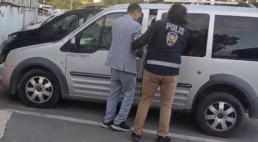 Bursa'da baskın! 20 yıl 11 ay kesinleşmiş hapis cezasıyla aranıyordu