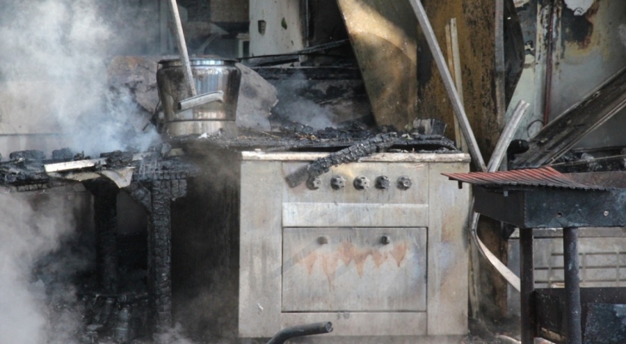 Mesire alanındaki mutfakta yangın çıktı