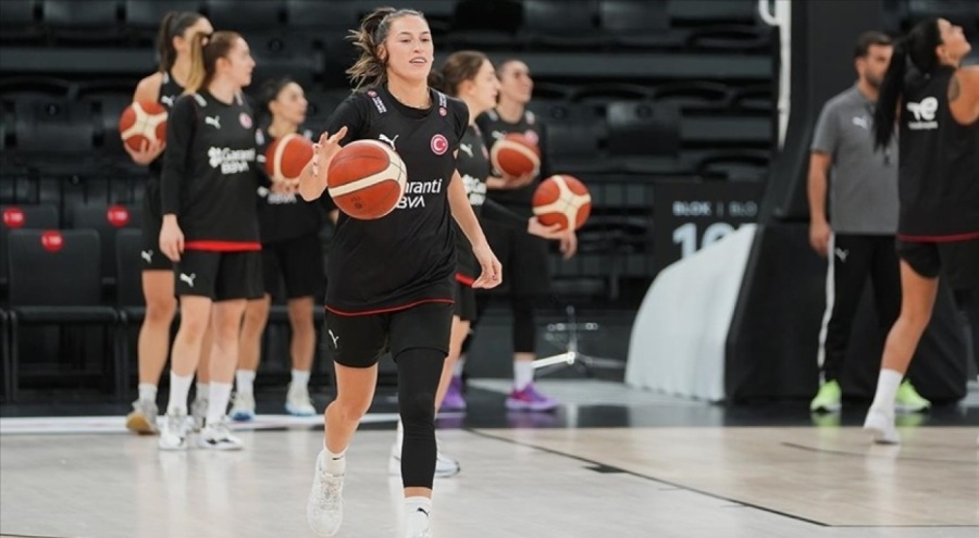 A Milli Kadın Basketbol Takımı'nda hedef Romanya galibiyetiyle avantaj sağlamak