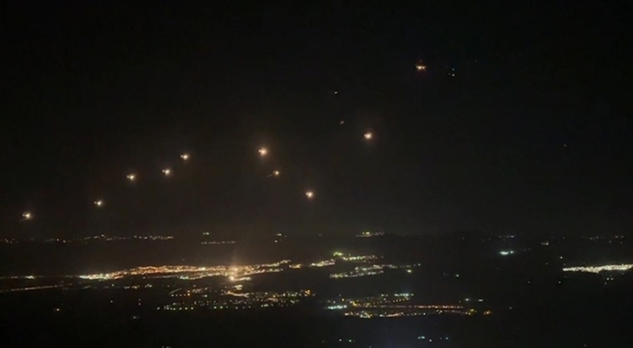 Hizbullah açıkladı: İsrail'in kuzeyinde 2 askeri üsse saldırı düzenledik