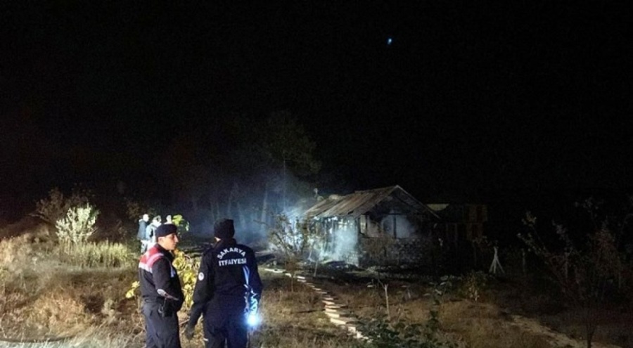 Yayla evi alevlere teslim oldu